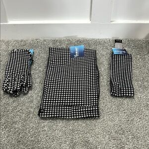 Matching gloves, scarf, and headband